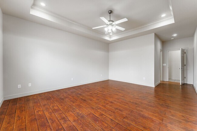 Building Photo - Charming 4-Bedroom Home in Rogers with Beautiful Natural Light!