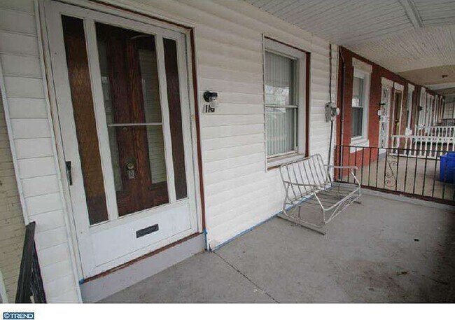Building Photo - 116 N 61st St