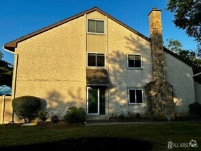 Building Photo - 99 Thoreau Dr