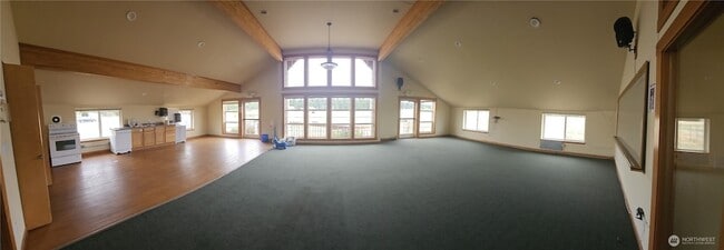 Building Photo - 180 Parker Rd