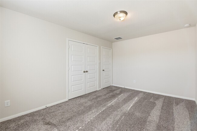 Building Photo - 18508 Meadow Point Ln