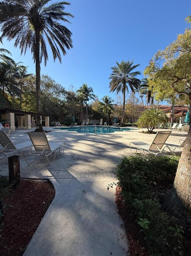 Building Photo - 6598 W Sample Rd