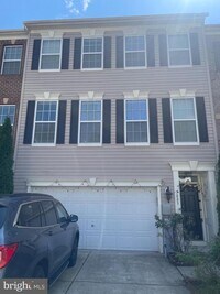 Building Photo - 7883 River Rock Way