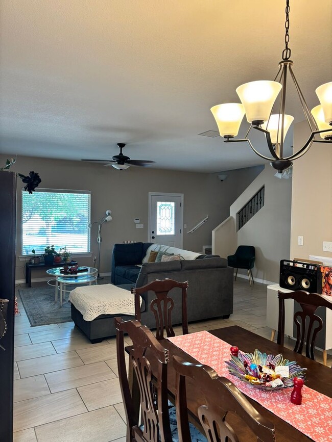 Building Photo - HOME FOR RENT IN THE UPPER VALLEY IN WEST EL PASO