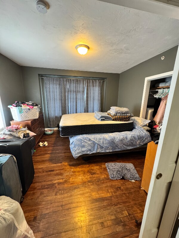 Building Photo - 143 Providence St