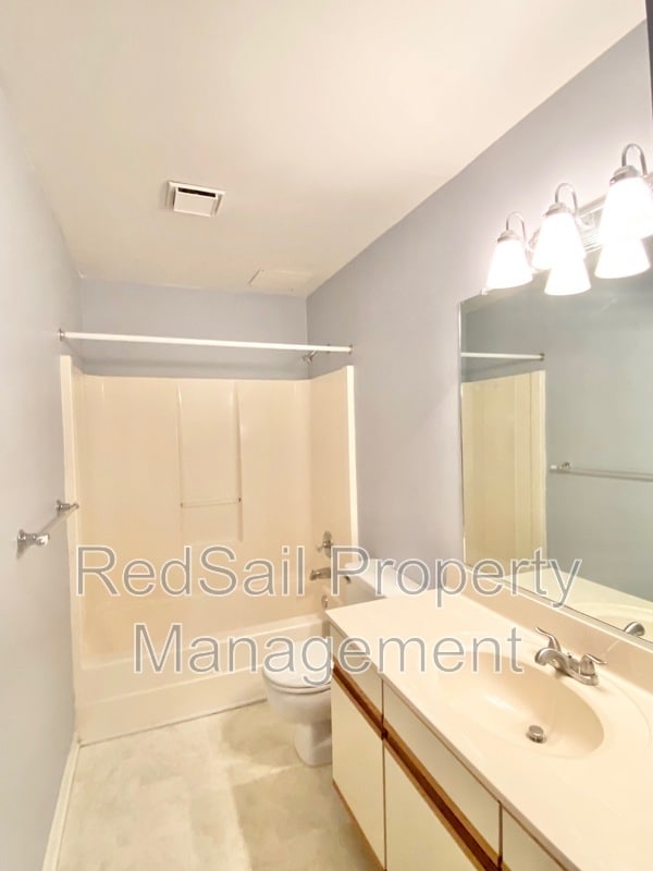 Building Photo - 212 Dockside Dr