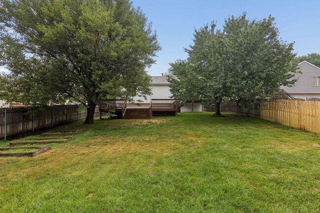 Building Photo - 17615 Olive St