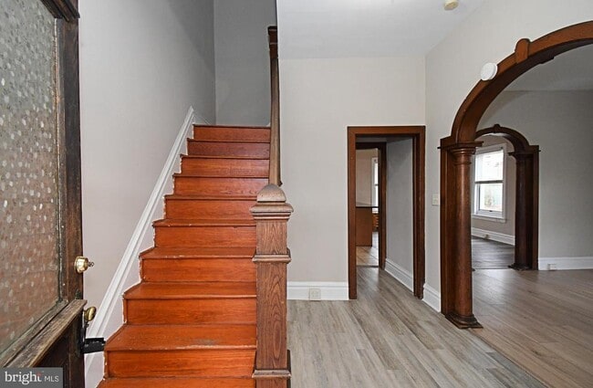 Building Photo - 778 Starr St