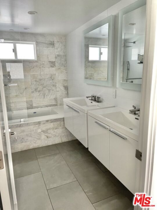 #E - 947 4th St