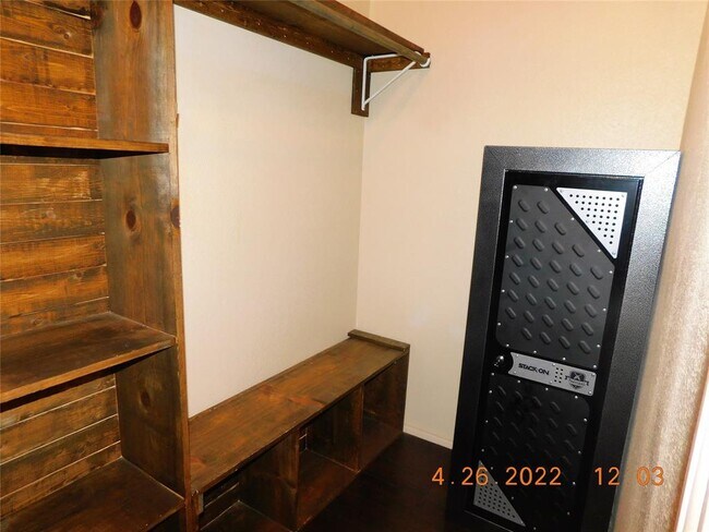Building Photo - 4622 Cormorant Dr