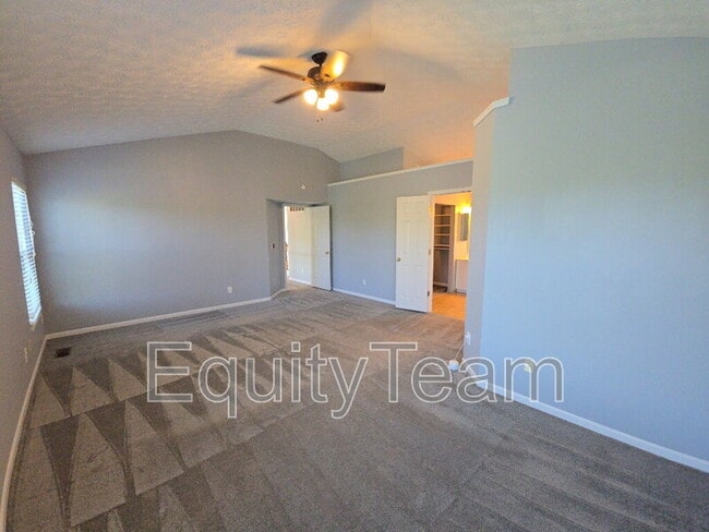Building Photo - 6545 Farmbrooke Ct