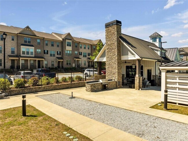 Building Photo - 4240 Hickory Pne Aly