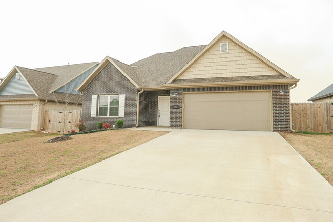 Building Photo - 5911 SW Gentle Winds Ave