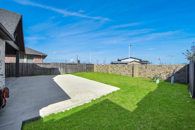 Building Photo - 4111 Crossfind Ct