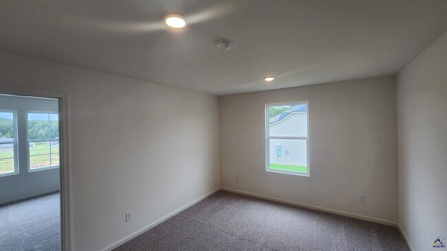 Building Photo - 502 Liberty Hall Dr