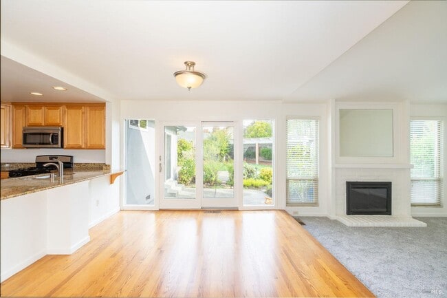 Building Photo - 4248 Leafwood Cir E