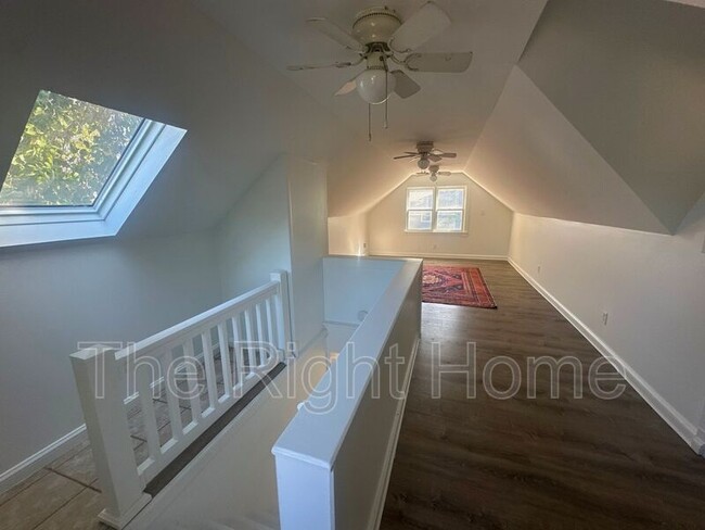 Building Photo - 5417 S 49th St