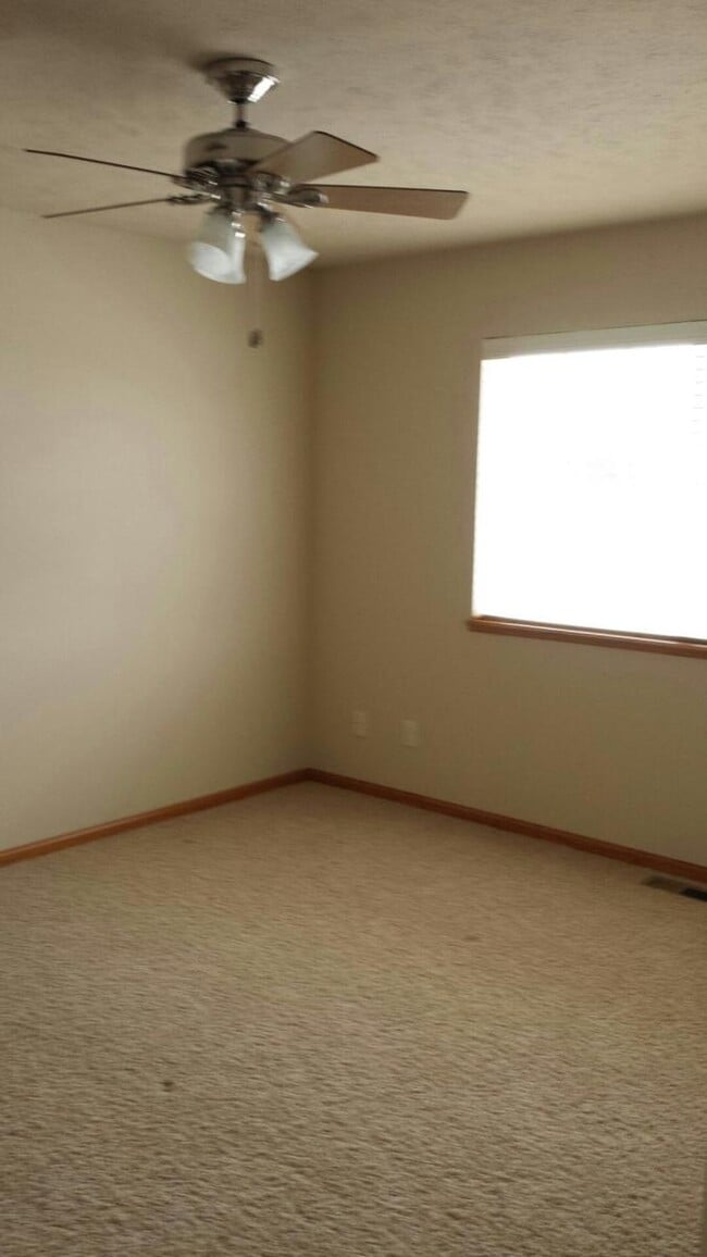 Bedroom 3 - 6051 Glenbrook Ln