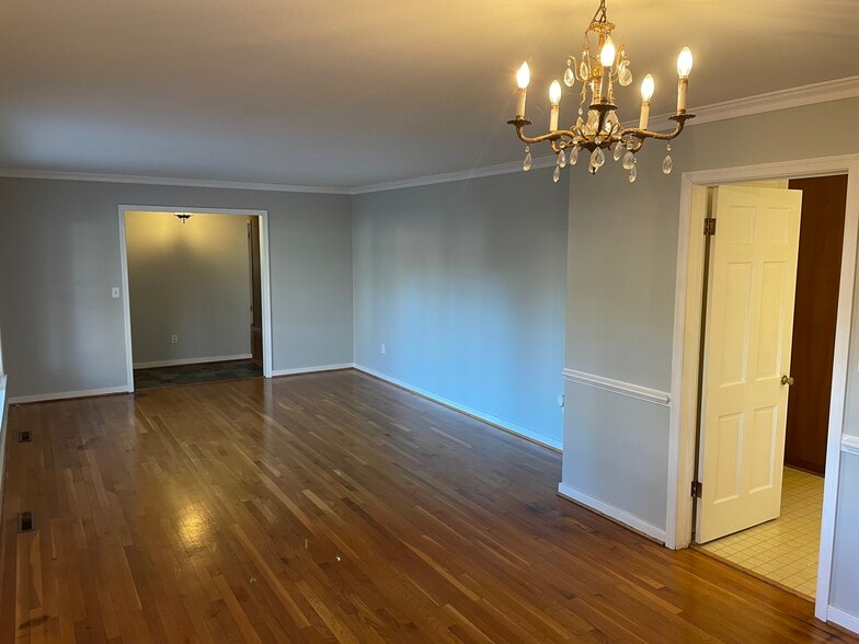 Front Living Room - 202 Norwood Dr