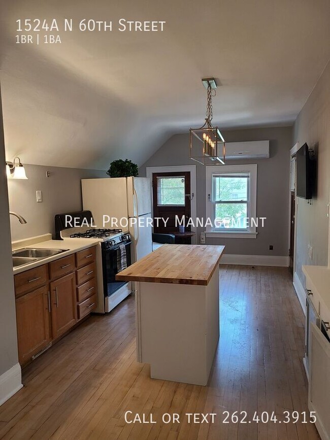 Building Photo - 1524 N 60th St