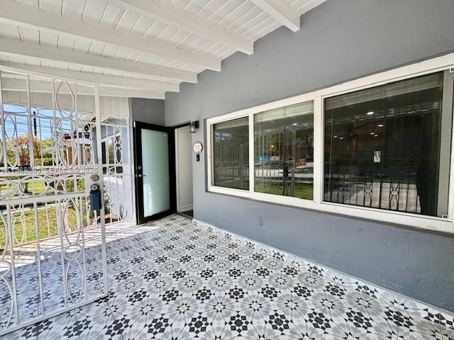 Building Photo - 1128 SW 21st Ave