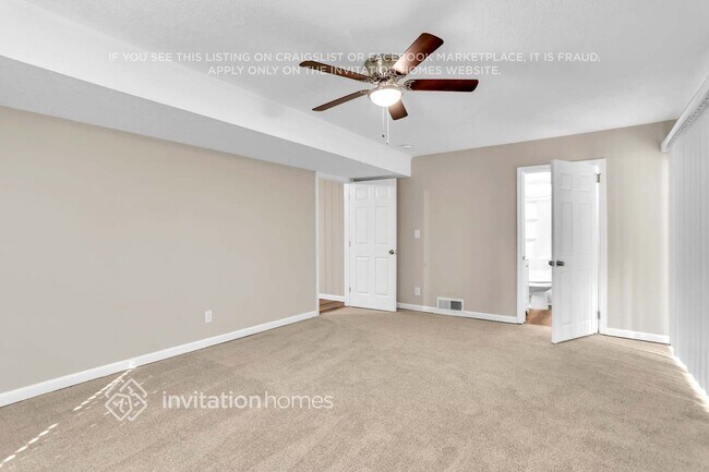 Building Photo - 3640 W Potomac Dr