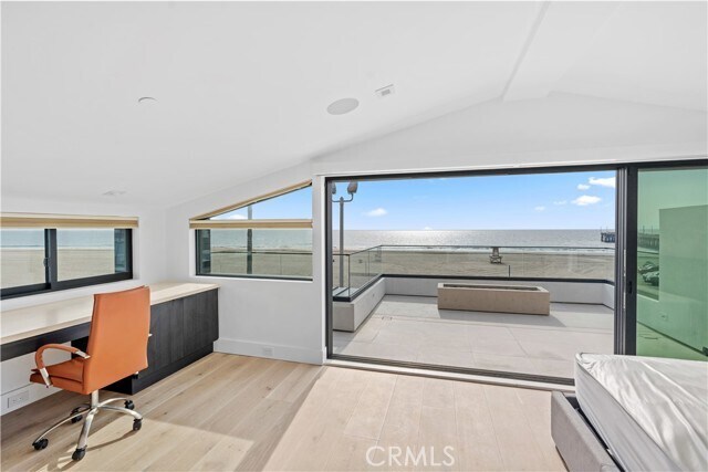 Building Photo - 2000 W Oceanfront