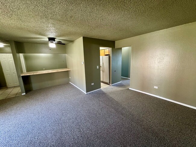 Building Photo - Charming 2BR Condo in Denver