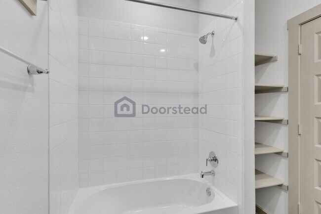 Building Photo - 101 Wichita River Rd