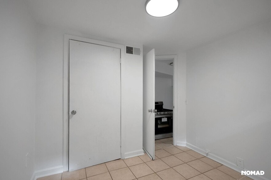 Building Photo - 509 Lorenz Blvd