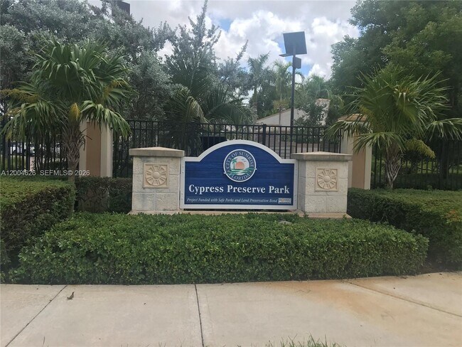 Building Photo - 3825 NW 90th Ave