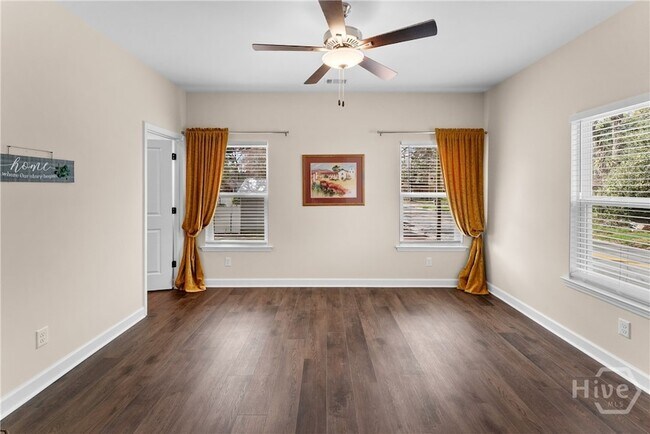 Building Photo - 1403 E Anderson St