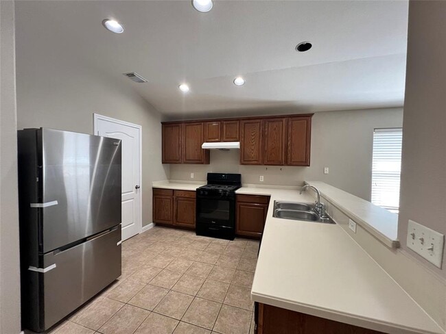 Building Photo - 11701 Timber Heights Dr