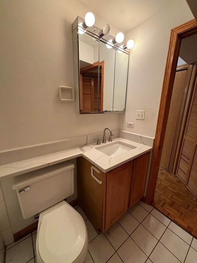 Building Photo - 630 W Patterson Ave