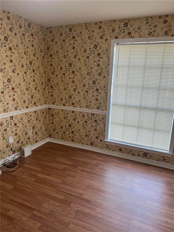 Building Photo - 4861 Woodcliff Dr N