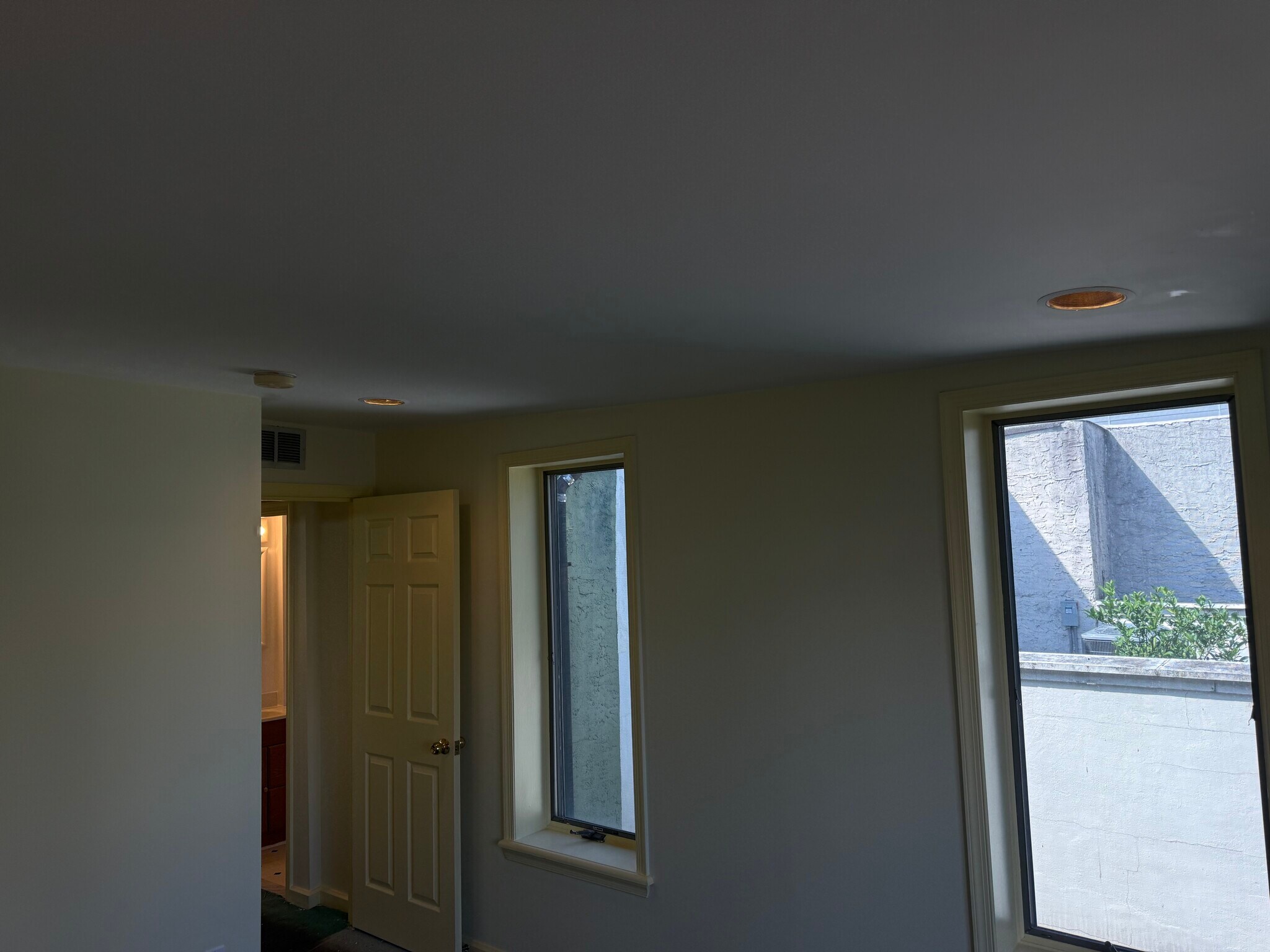 Building Photo - 2321 Fairmount Ave