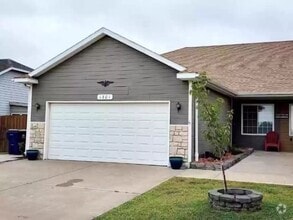 Building Photo - 1301 Sierra Dr