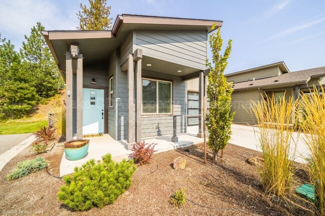 Building Photo - 3343 N Rosalia Rd