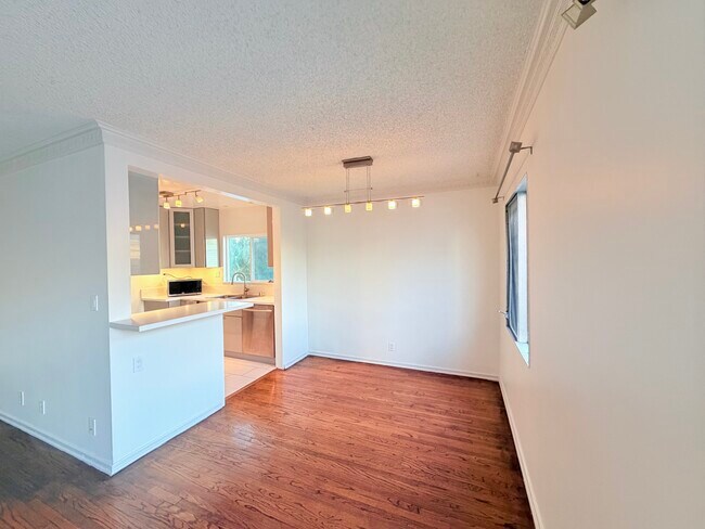 Building Photo - 5707 Virginia Ave