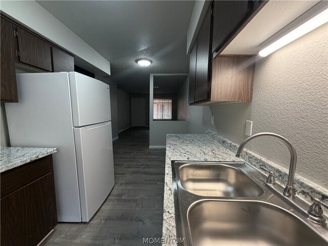 Building Photo - 1575 Monte Vista Dr