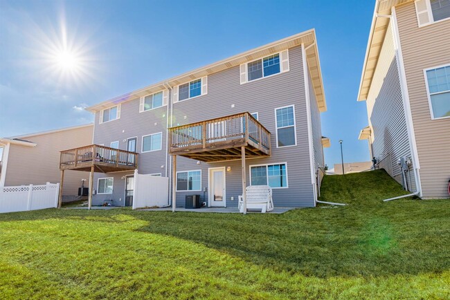 Building Photo - 3542 N 89th St