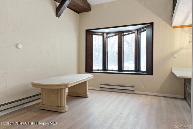 Building Photo - 378 Broadway