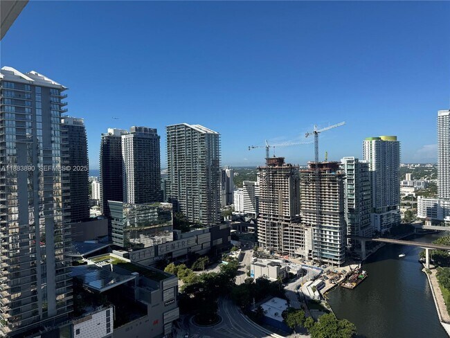 Building Photo - 31 SE 5th St