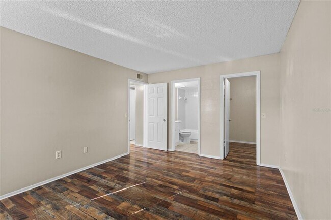 Building Photo - 14419 Hanging Moss Cir