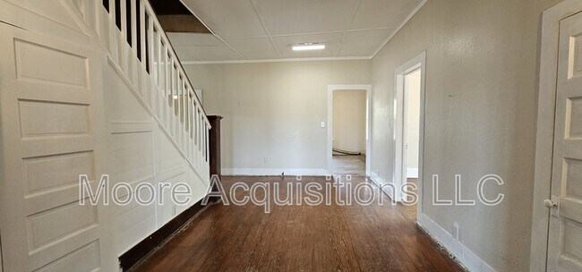 Building Photo - 2454 TX-34