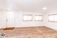 Building Photo - 209 S Ijams St