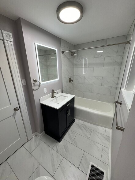 bathroom - 1818 Ashland Ave