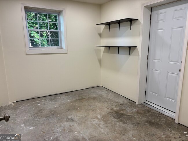 Building Photo - 126 Azalea Dr