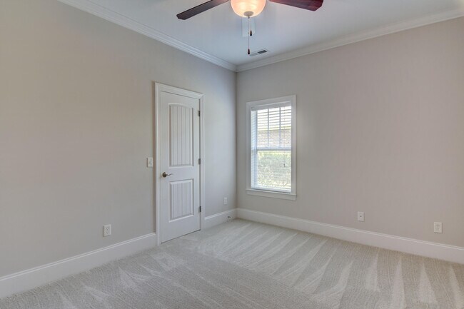 Building Photo - 8210 Porters Crossing Way