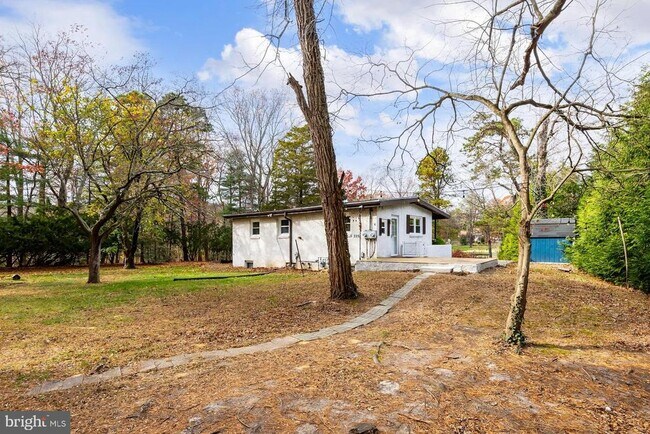 Building Photo - 226 Thies Rd